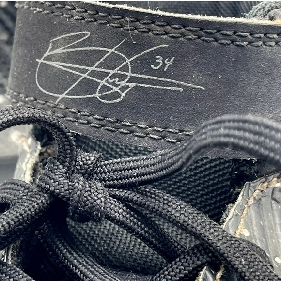 UNDER ARMOUR HARPER 2 Baseball Size 4.5 Shoes Boys Black Gray Cleats 1297306-001 - Picture 11 of 16